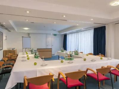 Good Morning + Leipzig - 20