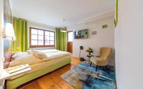 Goldflair am Rathaus - 92