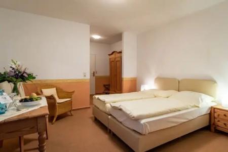 Goldflair am Rathaus - 109