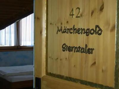 Goldflair am Rathaus - 48