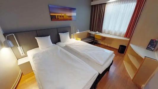 ibis Köln Airport - 38