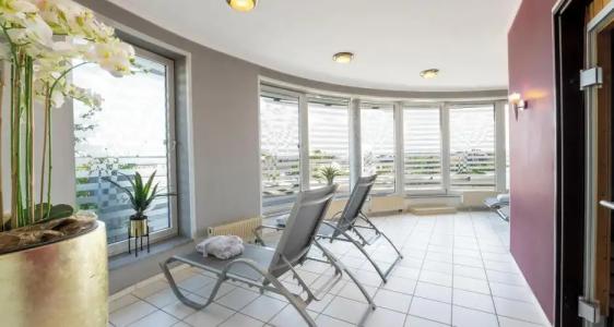 PLAZA Premium Köln - 43