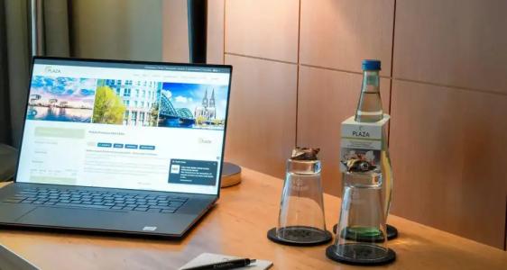 PLAZA Premium Köln - 45