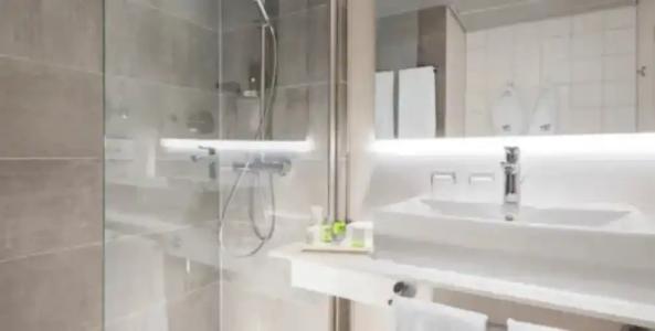 NH Köln Altstadt - 57