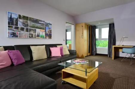 Uhu Garni - Superior - 47