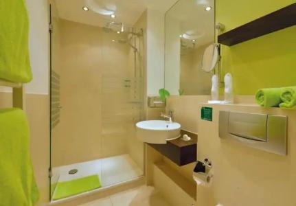 Uhu Garni - Superior - 22