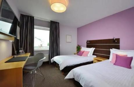 Uhu Garni - Superior - 34