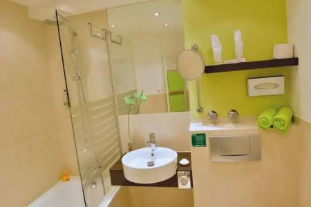 Uhu Garni - Superior - 37