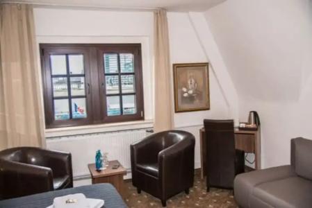 und Restaurant Löwenbräu Köln - 90