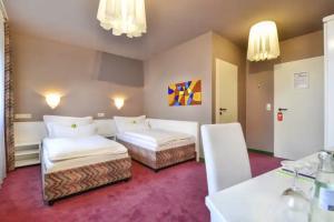 Airport Hotel by The New Yorker, Koln
