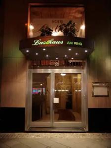 Tante ALMA's Lasthaus am Ring - 21