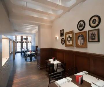 Eden Früh am Dom - 24