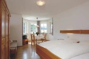 Landgasthof Cafe Gut Ahe Mini-hotel, Kirchhundem