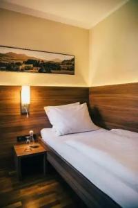 Boutique-Bayerischer Hof - 12