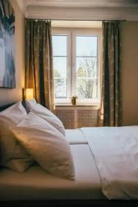 Boutique-Bayerischer Hof - 16