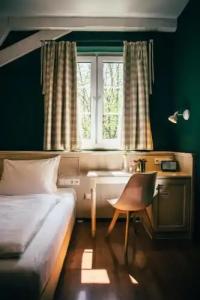 Boutique-Bayerischer Hof - 30