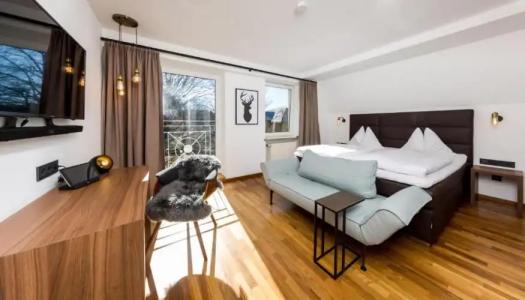 Boutique-Bayerischer Hof - 37