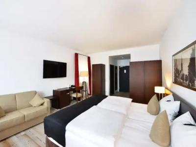 DORMERO Kelheim - 57