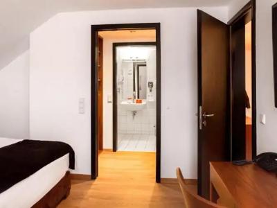 DORMERO Kelheim - 67