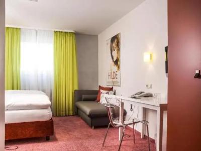 RomantikRebstock art & design - 41