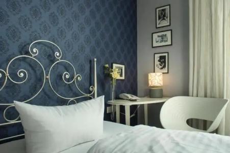 RomantikRebstock art & design - 31