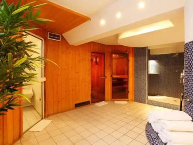 SchlossKarlsruhe - 1