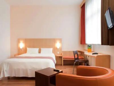 ibis Karlsruhe Hauptbahnhof - 38