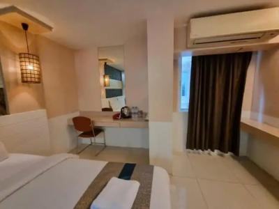 Cozi Inn, Bangkok - 141