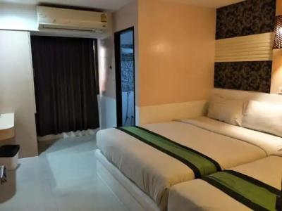 Cozi Inn, Bangkok - 113