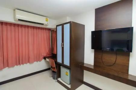 Cozi Inn, Bangkok - 115