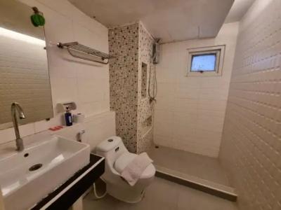 Cozi Inn, Bangkok - 114