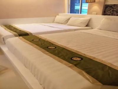 Cozi Inn, Bangkok - 125