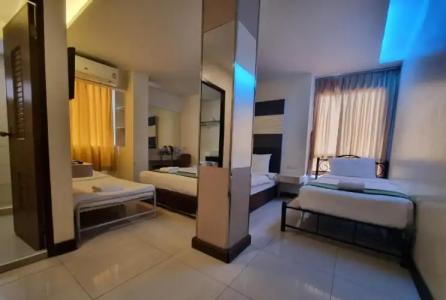 Cozi Inn, Bangkok - 146