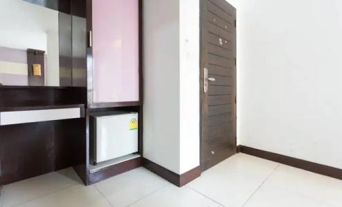 Cozi Inn, Bangkok - 130