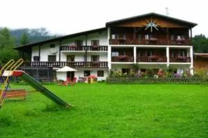 Gästehaus Brandnerhof Mini-hotel, Garmisch-Partenkirchen