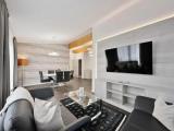 3 Bedrooms Apartment
