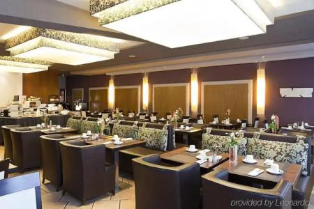 DER HEIDEHOF Conference & SPA Resort - 10