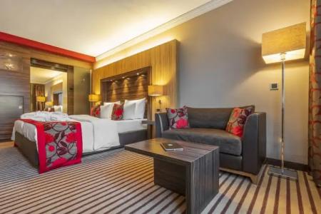 DER HEIDEHOF Conference & SPA Resort - 24