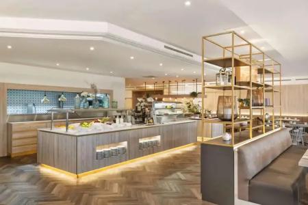 H+ Frankfurt Airport West - 32