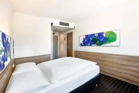 H+ Frankfurt Airport West - 44