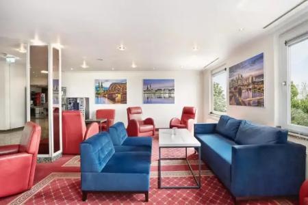 H+ Frankfurt Airport West - 25