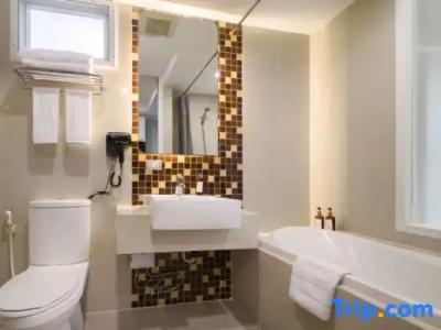 iCheck inn Residences Sukhumvit 20 - 55