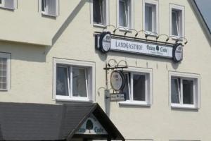 Landgasthof Grune Linde, Hof