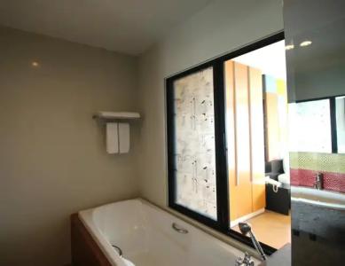 The Sunreno SHA - 36