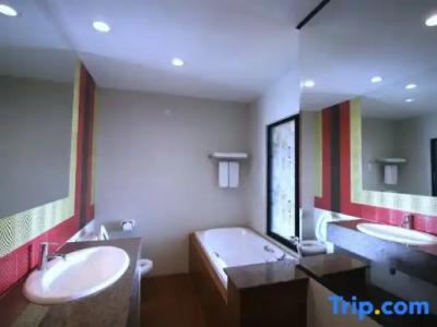 The Sunreno SHA - 210