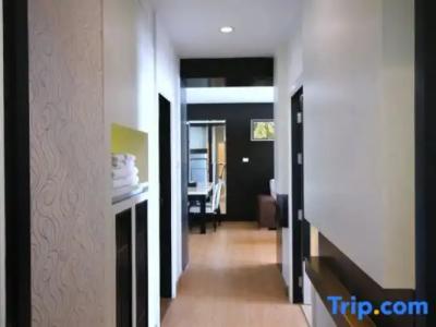 The Sunreno SHA - 207