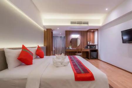 True Siam Phayathai - SHA Extra Plus Certified - 45