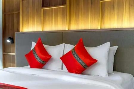 True Siam Phayathai - SHA Extra Plus Certified - 110