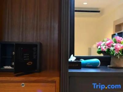 True Siam Phayathai - SHA Extra Plus Certified - 101