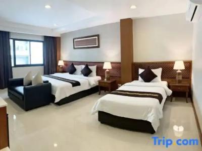 True Siam Phayathai - SHA Extra Plus Certified - 133